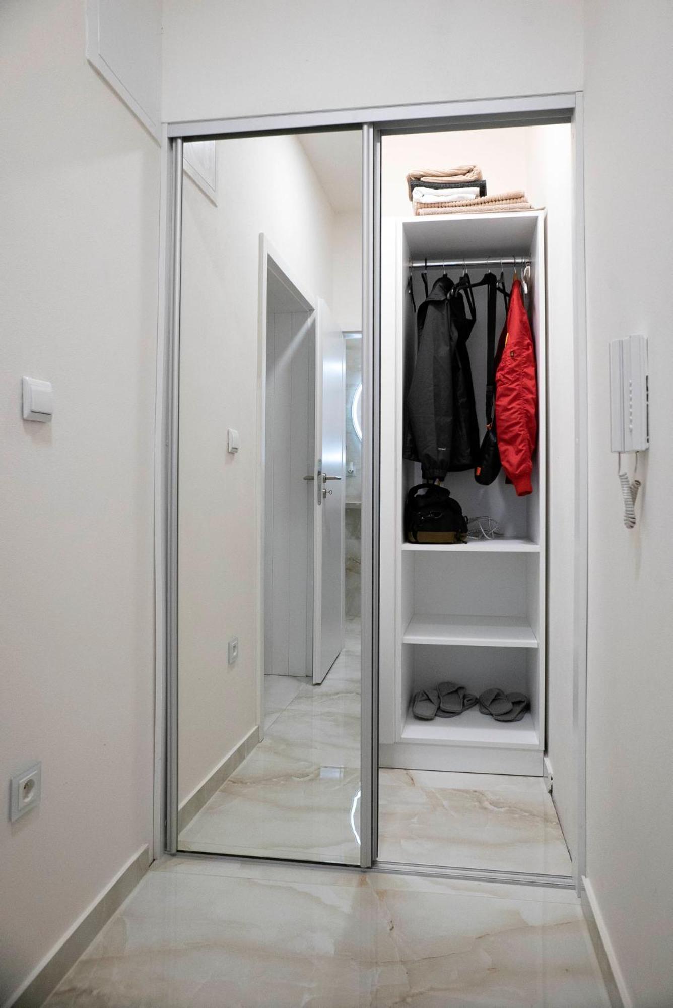 New Stylish Place For Couple Μπρατισλάβα Εξωτερικό φωτογραφία